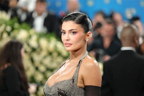 kylie jenner met gala dress